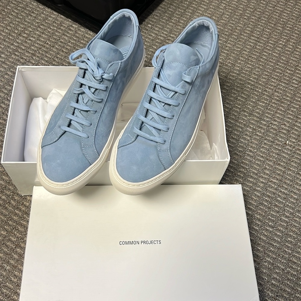 Common project size 43 sueded sky blue leather lace up low top dress sneakers